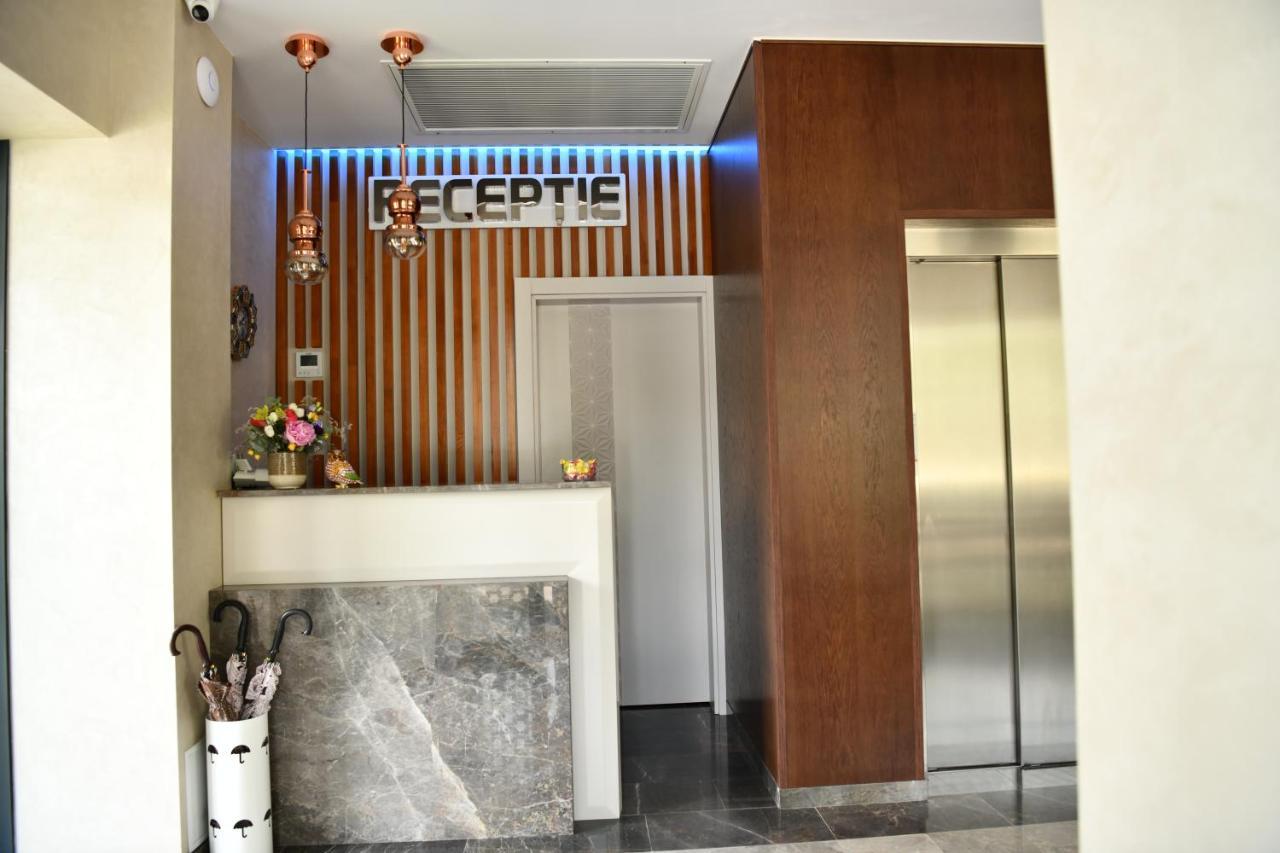 Quartz Boutique Hotel Mamaia Bagian luar foto